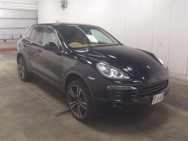 PORSCHE CAYENNE