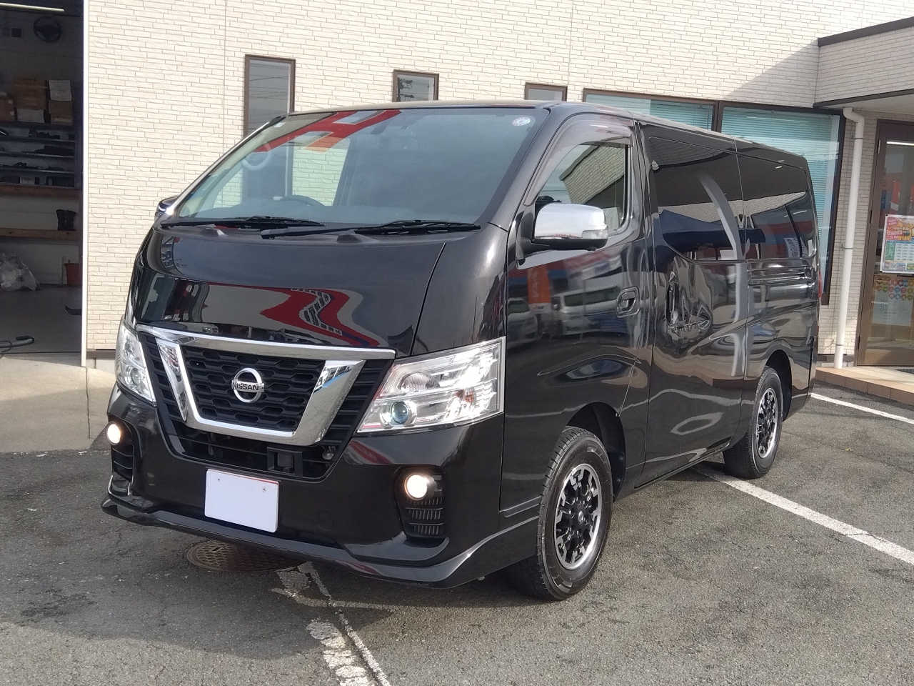 NISSAN NV350 CARAVAN