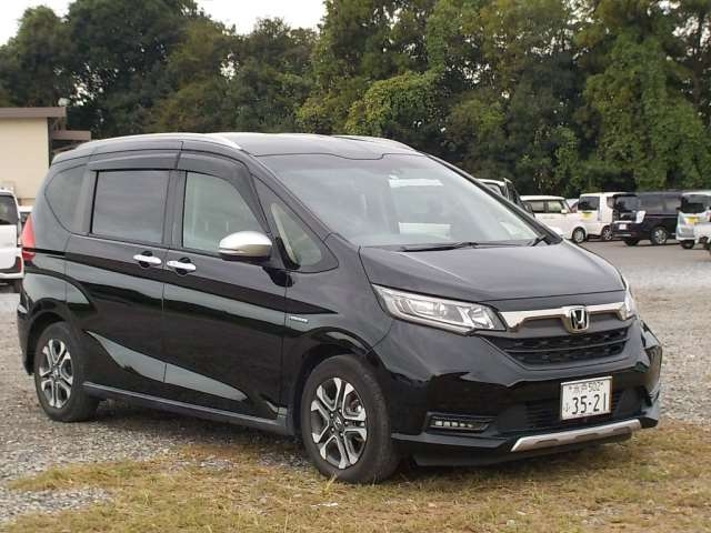HONDA FREED + HYBRID