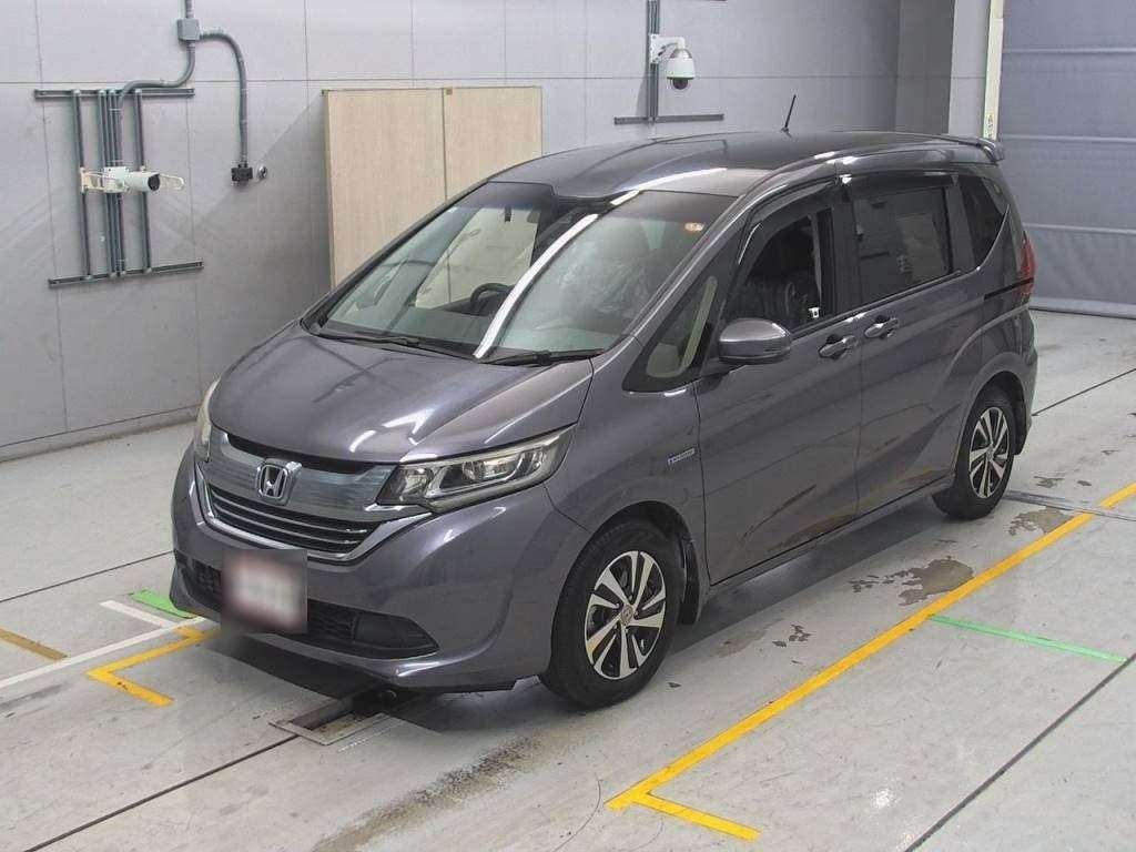 HONDA FREED + HYBRID