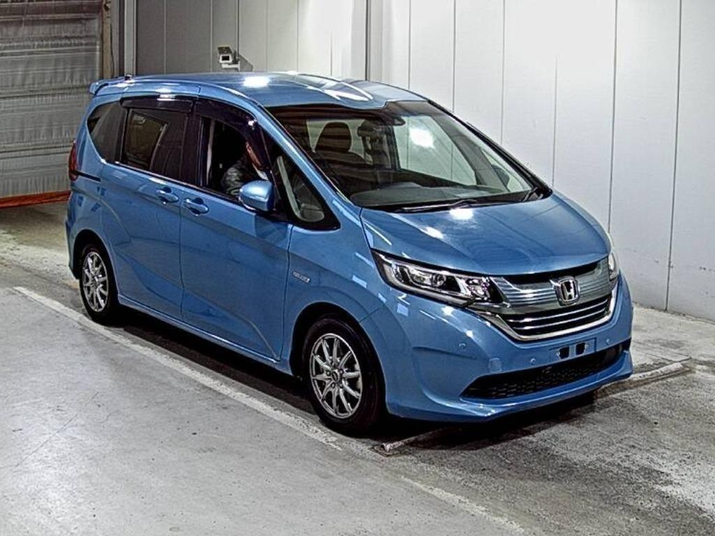 HONDA FREED + HYBRID