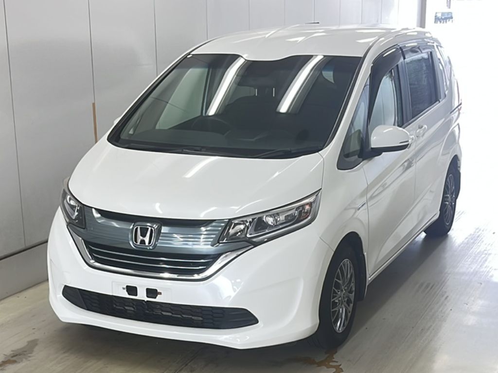 HONDA FREED + HYBRID