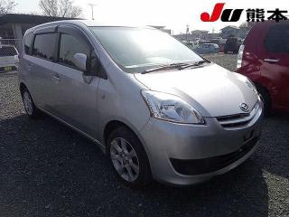 DAIHATSU BOON LUMINAS