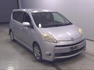 DAIHATSU BOON LUMINAS