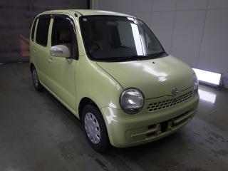 DAIHATSU MOVE LATTE