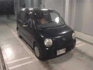 DAIHATSU MOVE LATTE