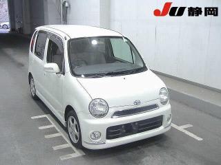 DAIHATSU MOVE LATTE