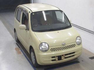 DAIHATSU MOVE LATTE
