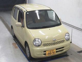 DAIHATSU MOVE LATTE