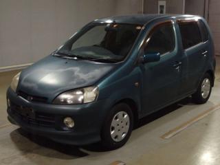 DAIHATSU YRV