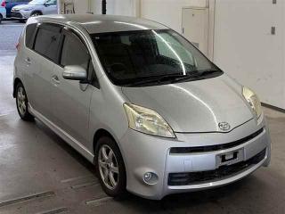 DAIHATSU BOON LUMINAS