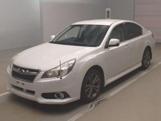 SUBARU LEGACY B4