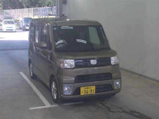 DAIHATSU WAKE