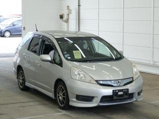 HONDA FIT SHUTTLE HYBRID