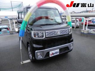 DAIHATSU WAKE