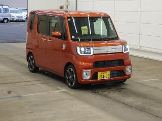 DAIHATSU WAKE