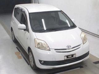 DAIHATSU BOON LUMINAS