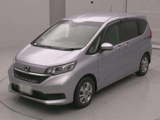 HONDA FREED + HYBRID