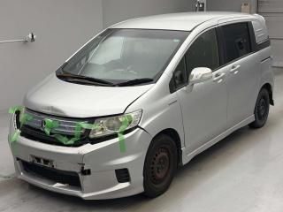 HONDA FREED SPIKE HYBRID