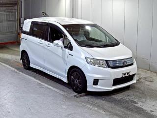 HONDA FREED SPIKE HYBRID