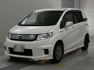 HONDA FREED SPIKE HYBRID