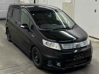 HONDA FREED SPIKE HYBRID