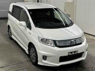 HONDA FREED SPIKE HYBRID