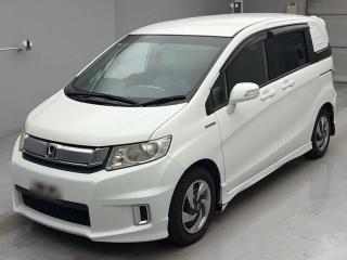 HONDA FREED SPIKE HYBRID