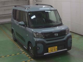 DAIHATSU TANTO FUN CROSS