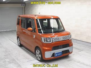 DAIHATSU WAKE