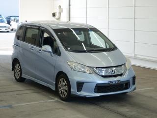 HONDA FREED HYBRID