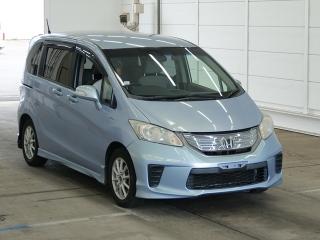 HONDA FREED HYBRID