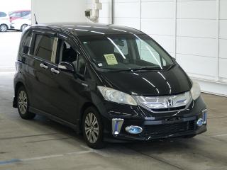 HONDA FREED HYBRID