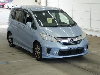 HONDA FREED HYBRID