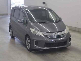 HONDA FREED HYBRID