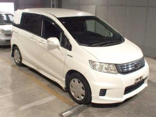 HONDA FREED SPIKE