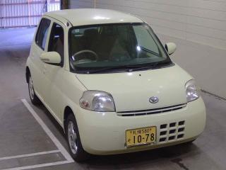 DAIHATSU ESSE