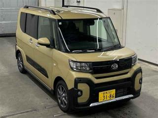 DAIHATSU TANTO FUN CROSS