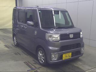 DAIHATSU WAKE