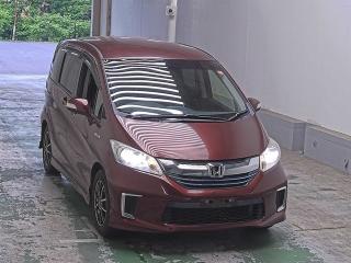 HONDA FREED HYBRID