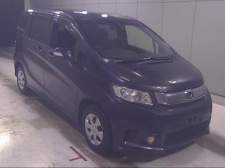 HONDA FREED SPIKE