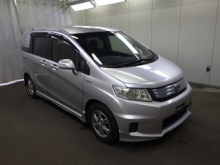 HONDA FREED SPIKE