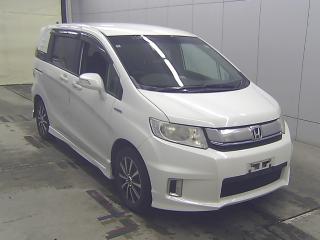 HONDA FREED SPIKE