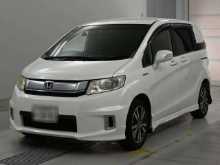 HONDA FREED SPIKE HYBRID