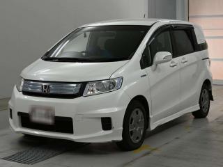 HONDA FREED SPIKE HYBRID