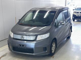 HONDA FREED SPIKE HYBRID