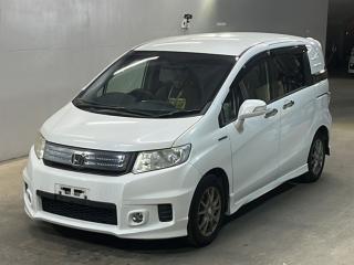 HONDA FREED SPIKE HYBRID