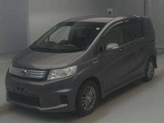 HONDA FREED SPIKE HYBRID