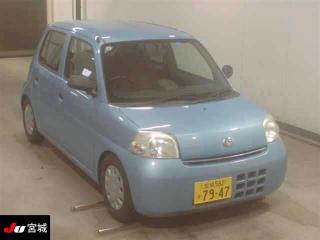 DAIHATSU ESSE