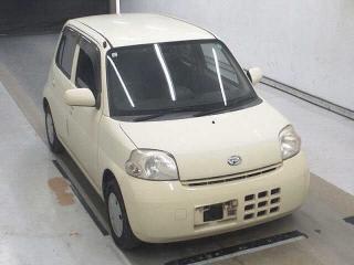 DAIHATSU ESSE